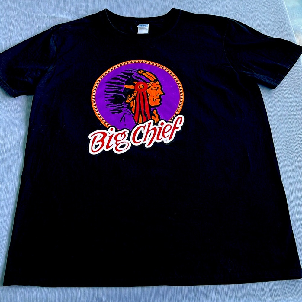 Black T-Shirts / Big Chief / BITE ME! //Size L
